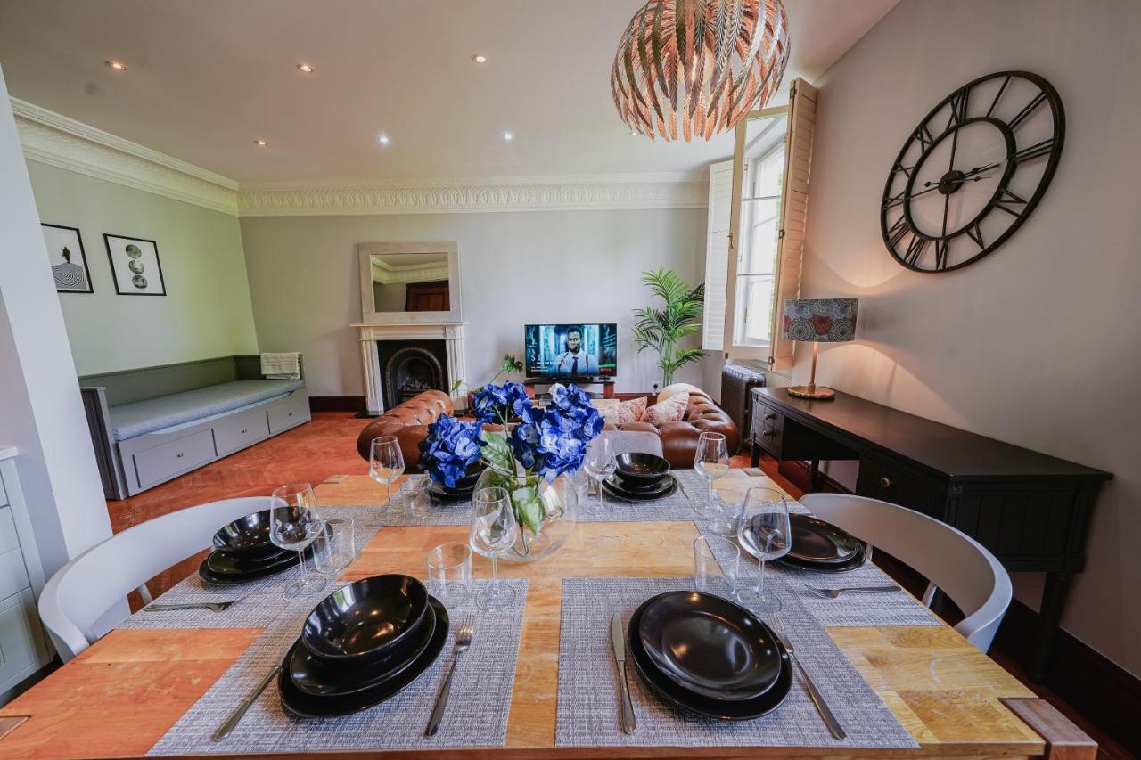 Classic Paddington 2-Bedroom Apartment Лондон Екстериор снимка