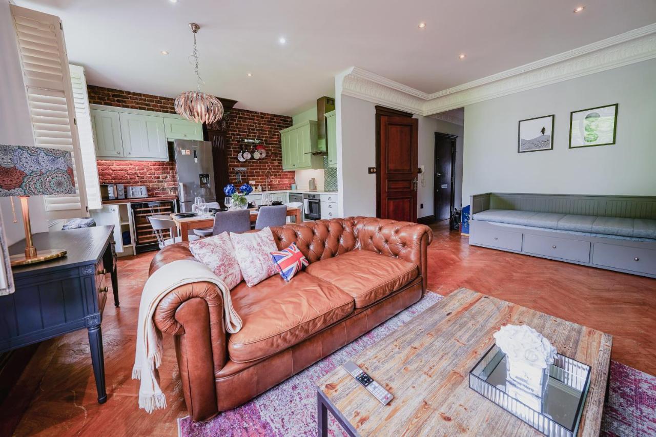 Classic Paddington 2-Bedroom Apartment Лондон Екстериор снимка