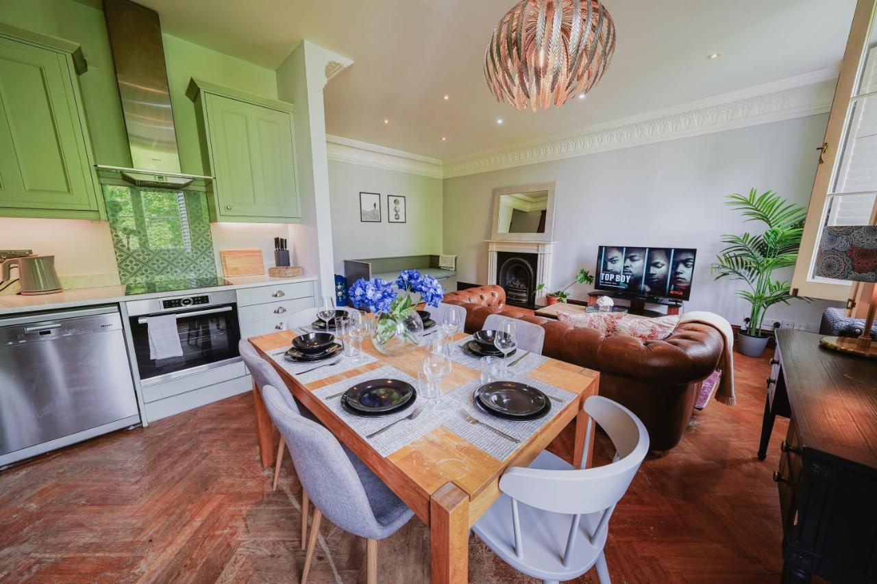 Classic Paddington 2-Bedroom Apartment Лондон Екстериор снимка