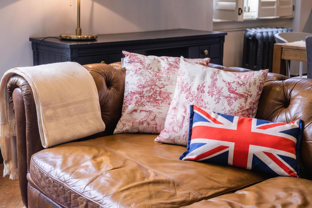 Classic Paddington 2-Bedroom Apartment Лондон Екстериор снимка